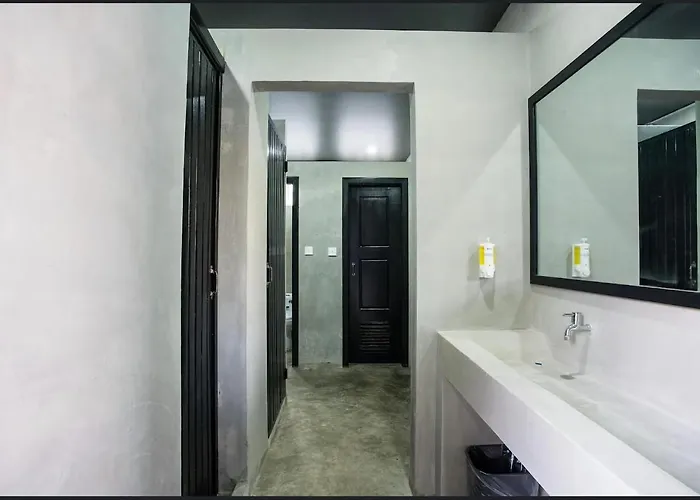 Hostel Revolution Siem Reap